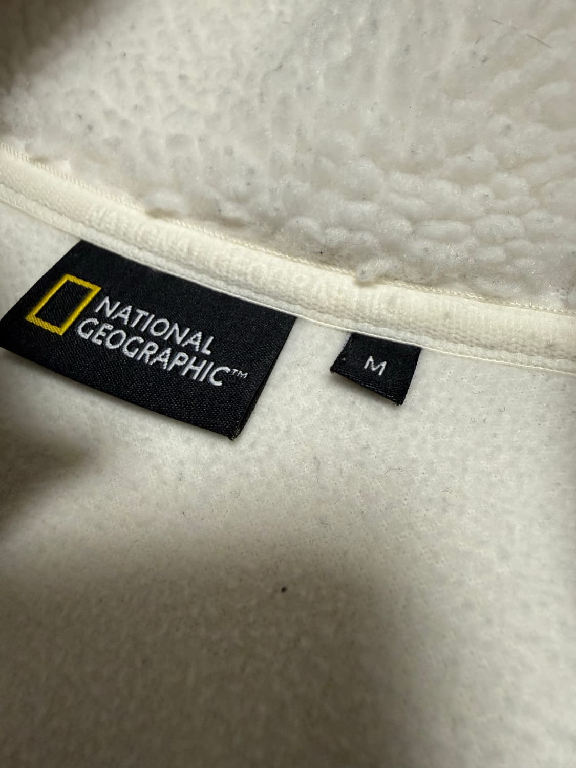 내셔널지오그래픽 집업 상품이미지2