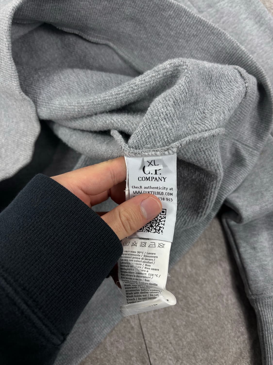 - CP Company Lens Logo Sweatshirt   상품이미지4