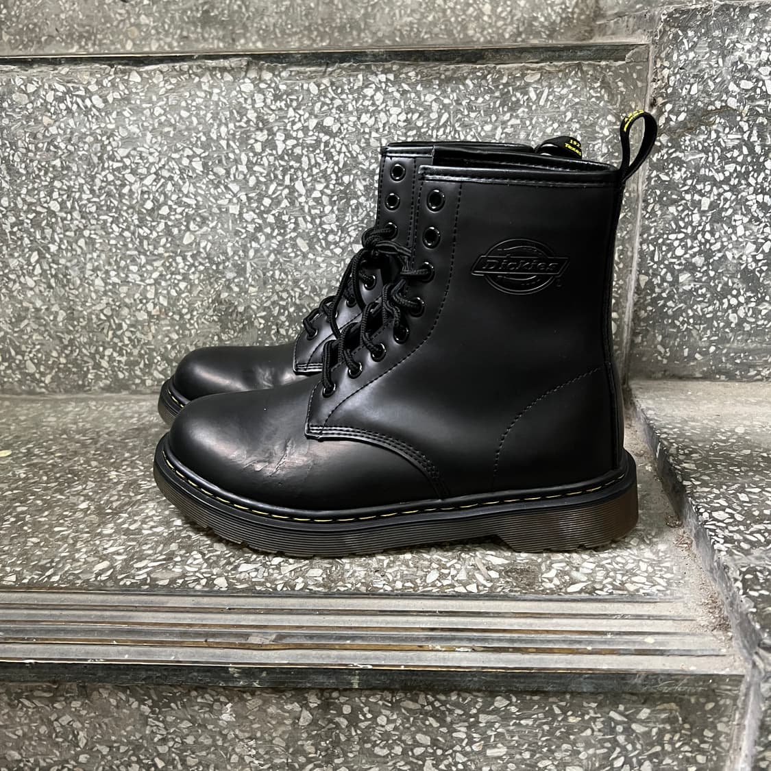 디키즈 8홀 블랙 부츠 상품이미지2