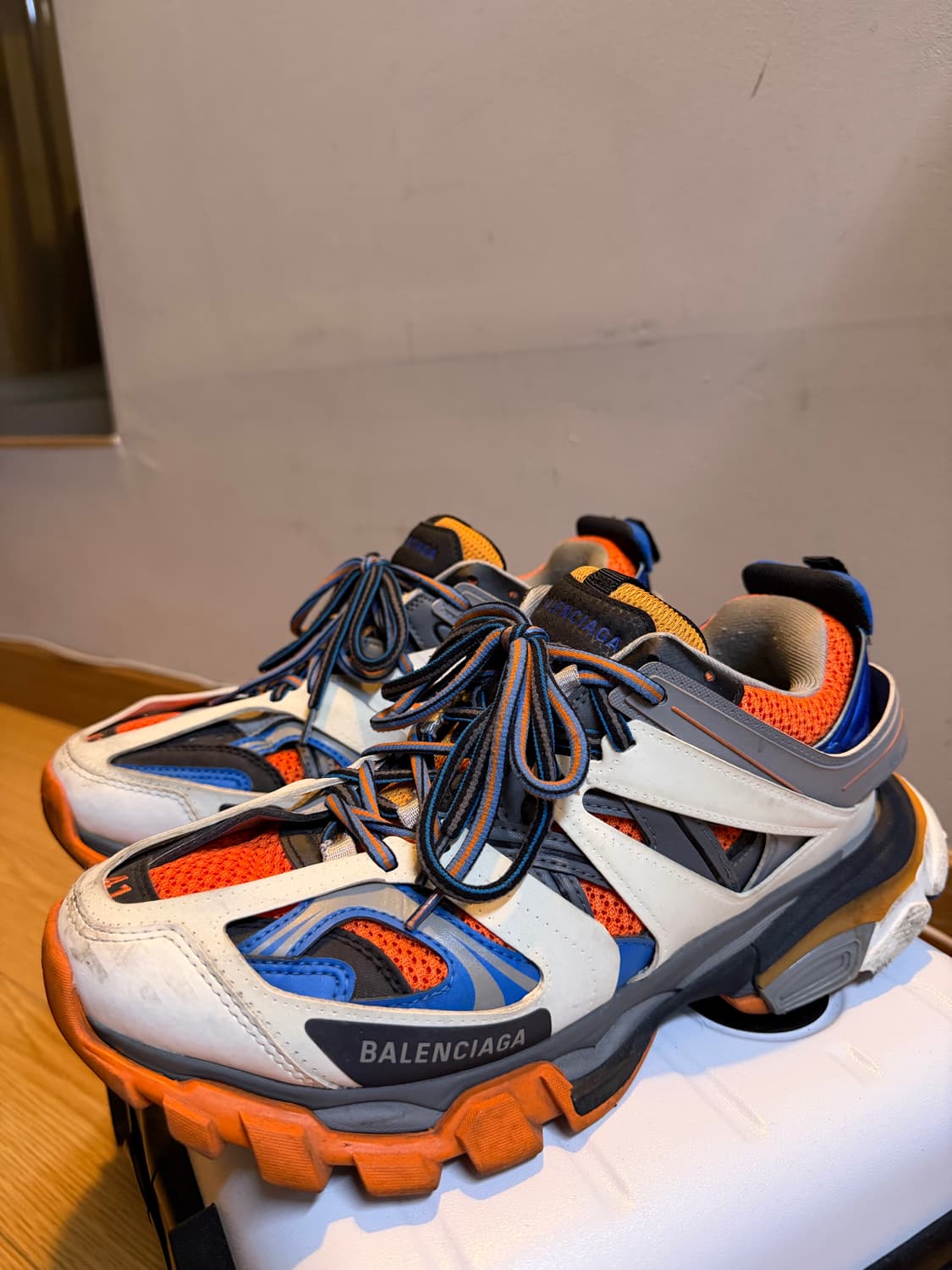 발렌시아가 트랙 슈즈 상품이미지1