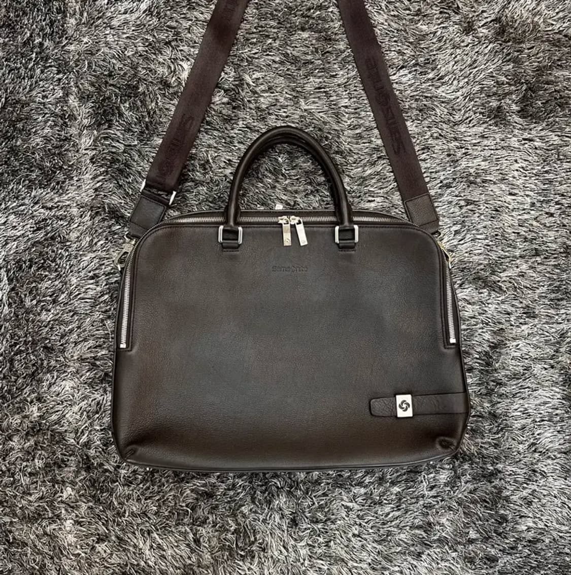 쌤소나이트 크로스백 상품이미지2