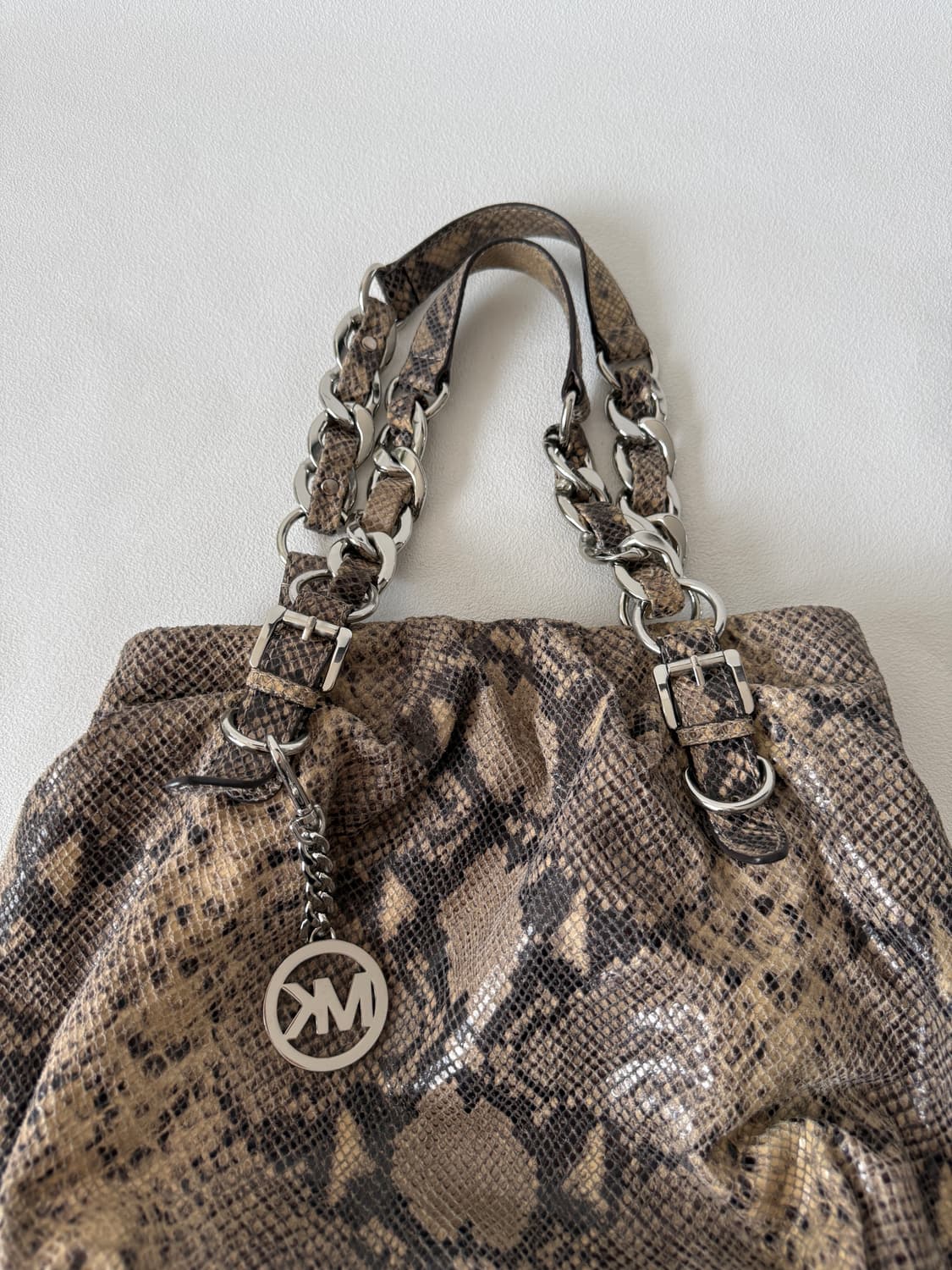 마이클코어스(MICHAEL KORS) 파이톤 숄더백 상품이미지3