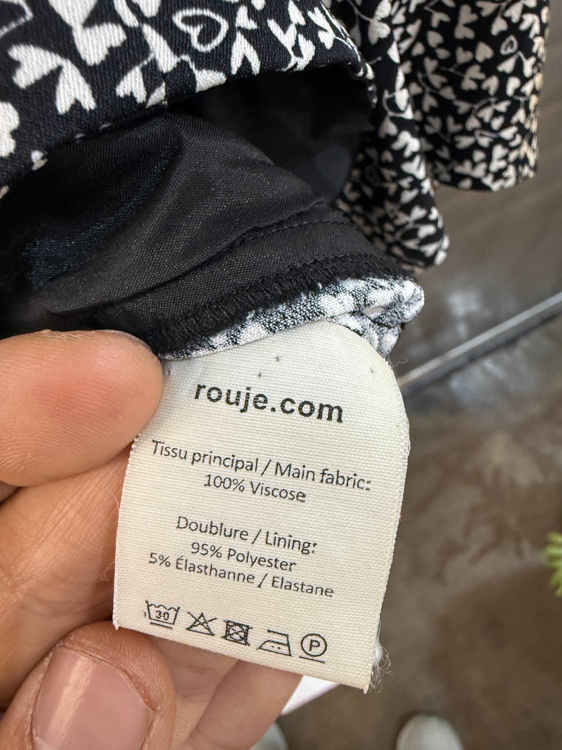 Rouje 루쥬 블랙 플로럴 블라우스 36 상품이미지4