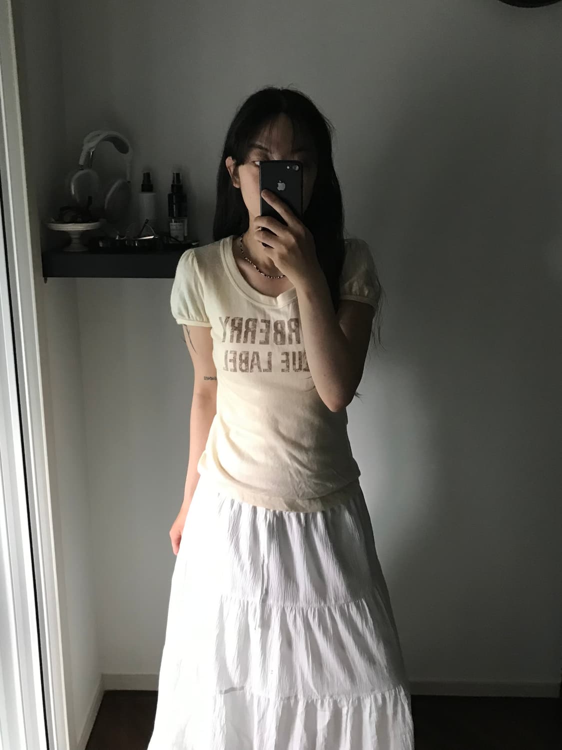 버버리 일본 블루라벨 올드스쿨 스펠아웃 브이넥라인 반팔티 상품이미지1