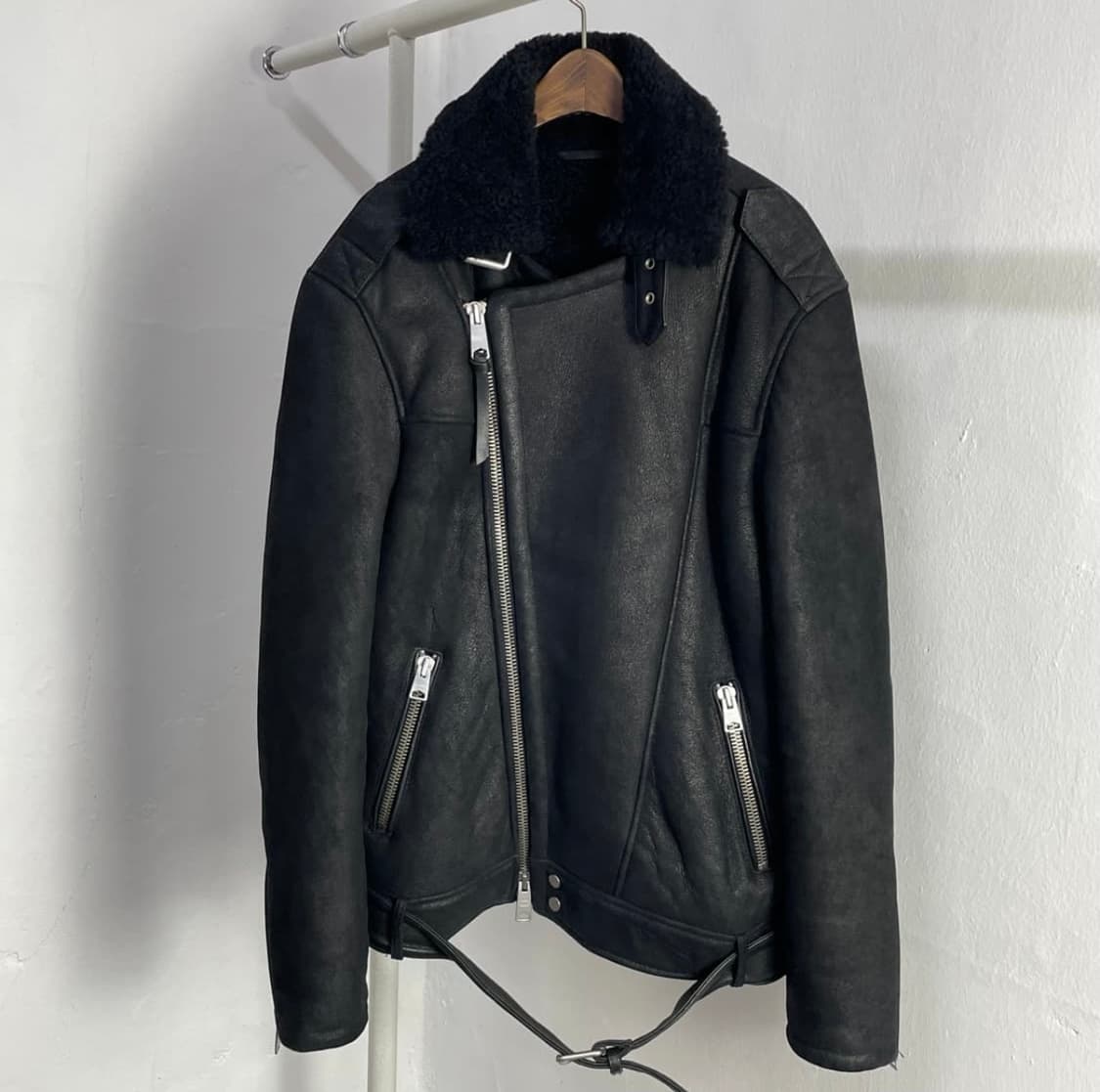 올세인츠 무스탕 xs 상품이미지2