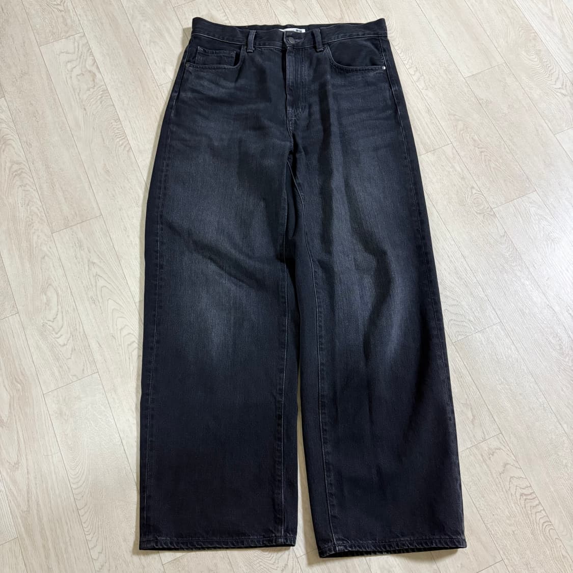 Uniqlo x JW anderson 23fw 와이드핏진 31사이즈 상품이미지1