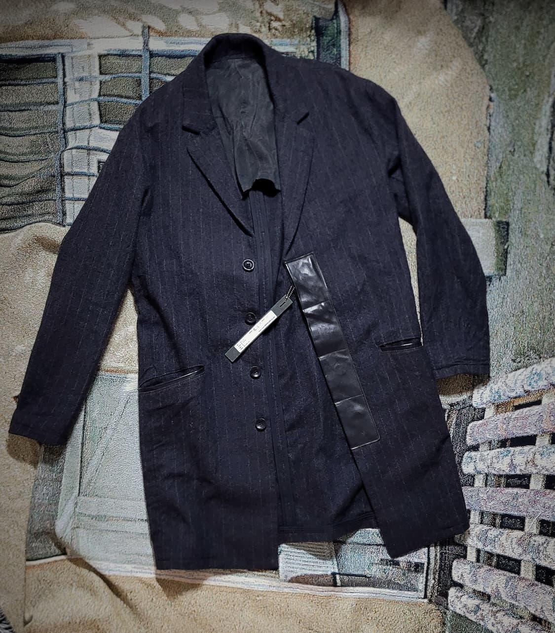 이사무 카타야마 백러쉬 스트라이프 울 코트 상품이미지2