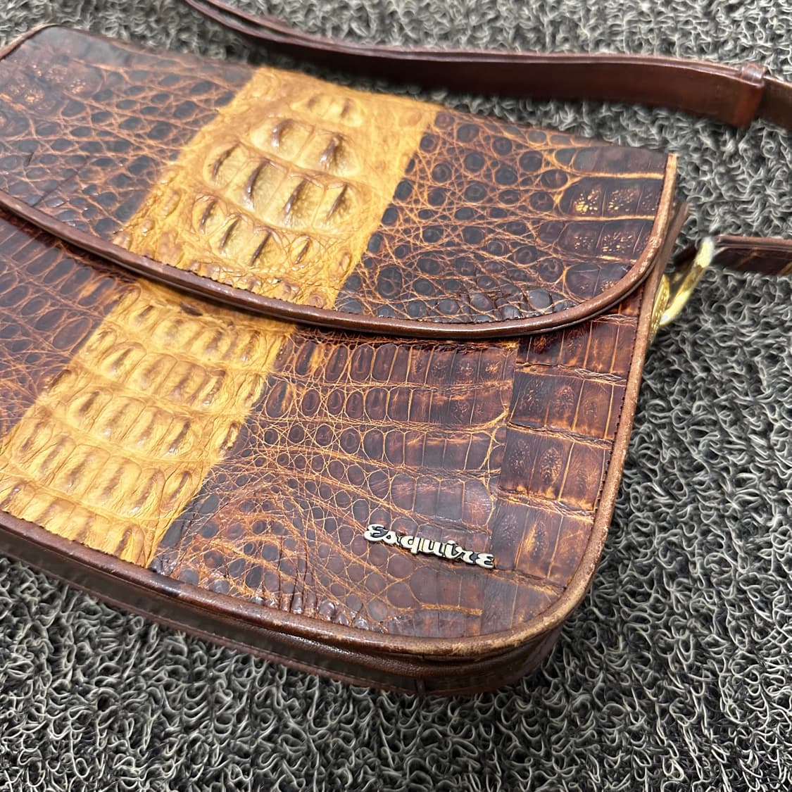 에스콰이아 악어 가죽 가방 브라운 여성 숄더백 상품이미지3