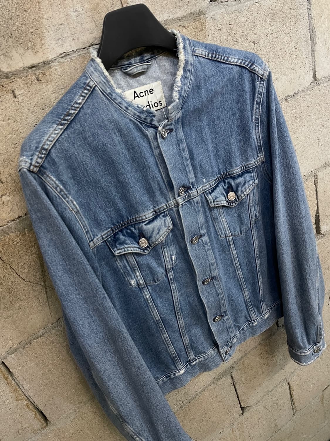 아크네 스튜디오 데님 노카라 트러커 자켓 상품이미지3