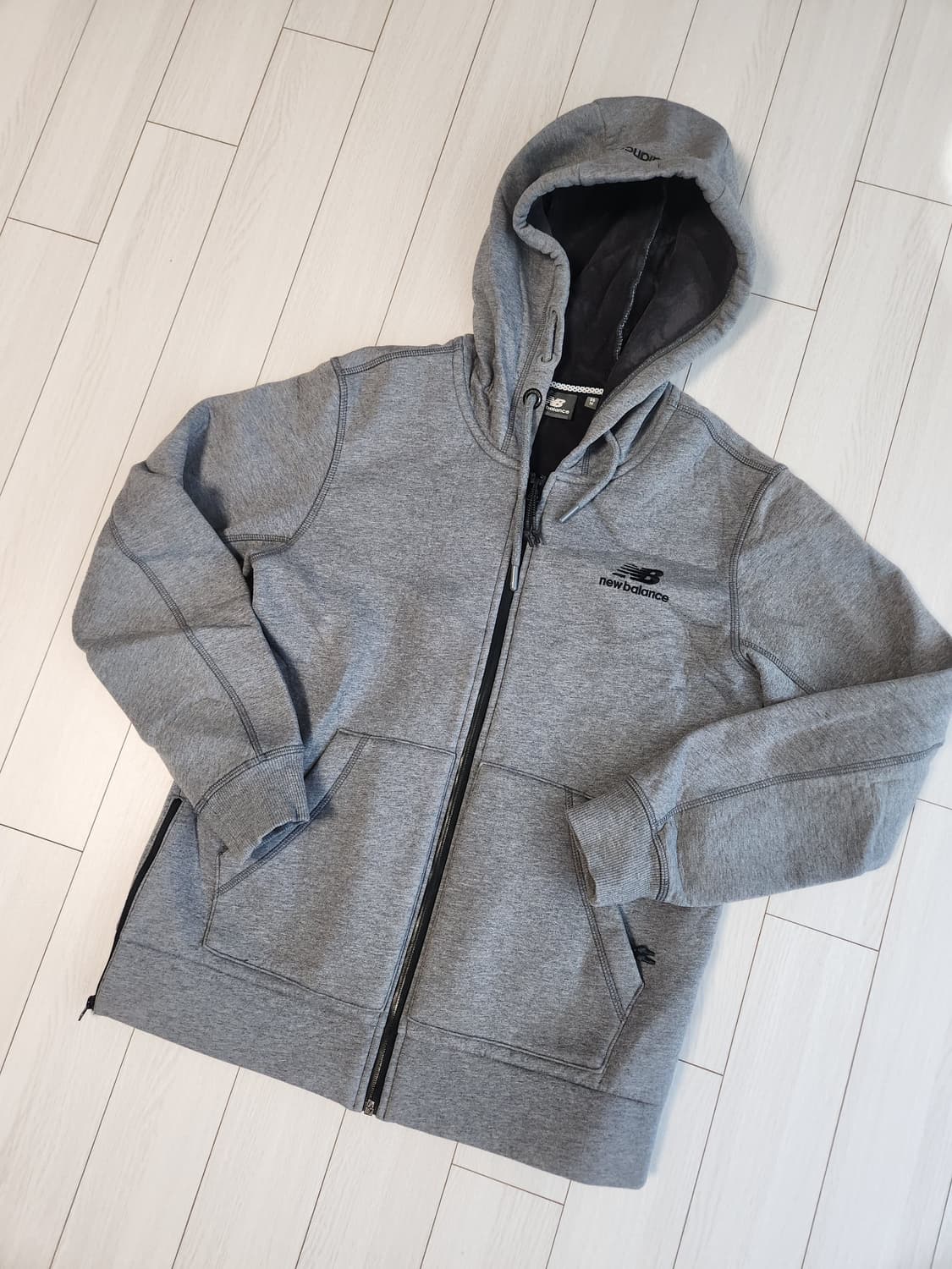 뉴발란스 남녀공용 뉴 핏 플리스 후드집업 그레이 사이즈M

스포츠웨어/아 상품이미지1