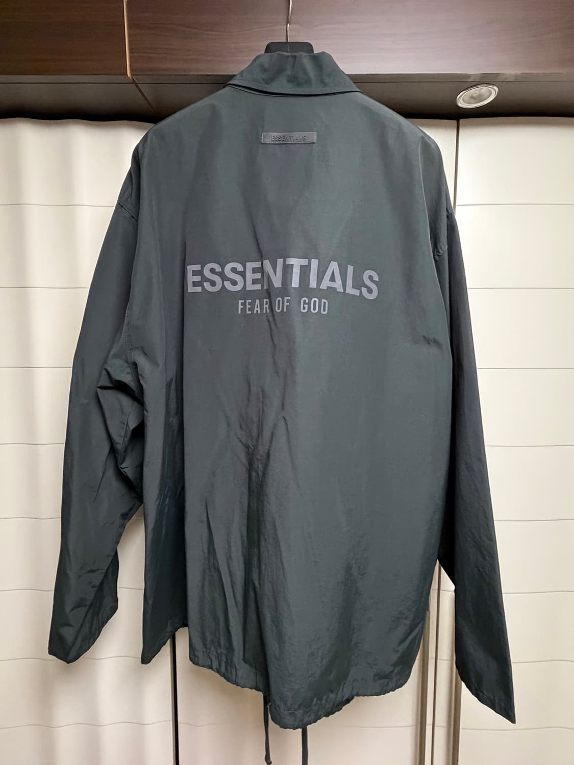 피어오브갓 에센셜 21FW 나일론 코치자켓 L 상품이미지3