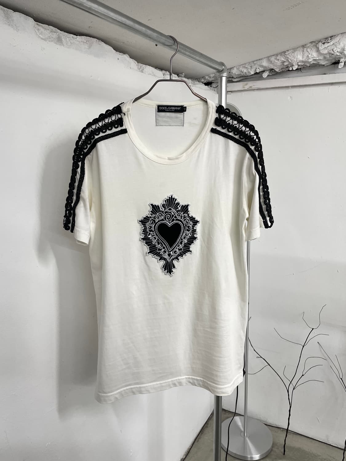 돌체앤가바나 세이크리드 하트 티셔츠 상품이미지3
