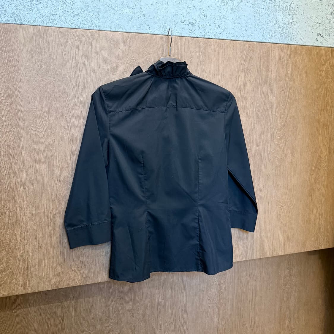 빈티지 블라우스 7부 소매 프릴 러플 버튼업 디테일 블랙 상품이미지2