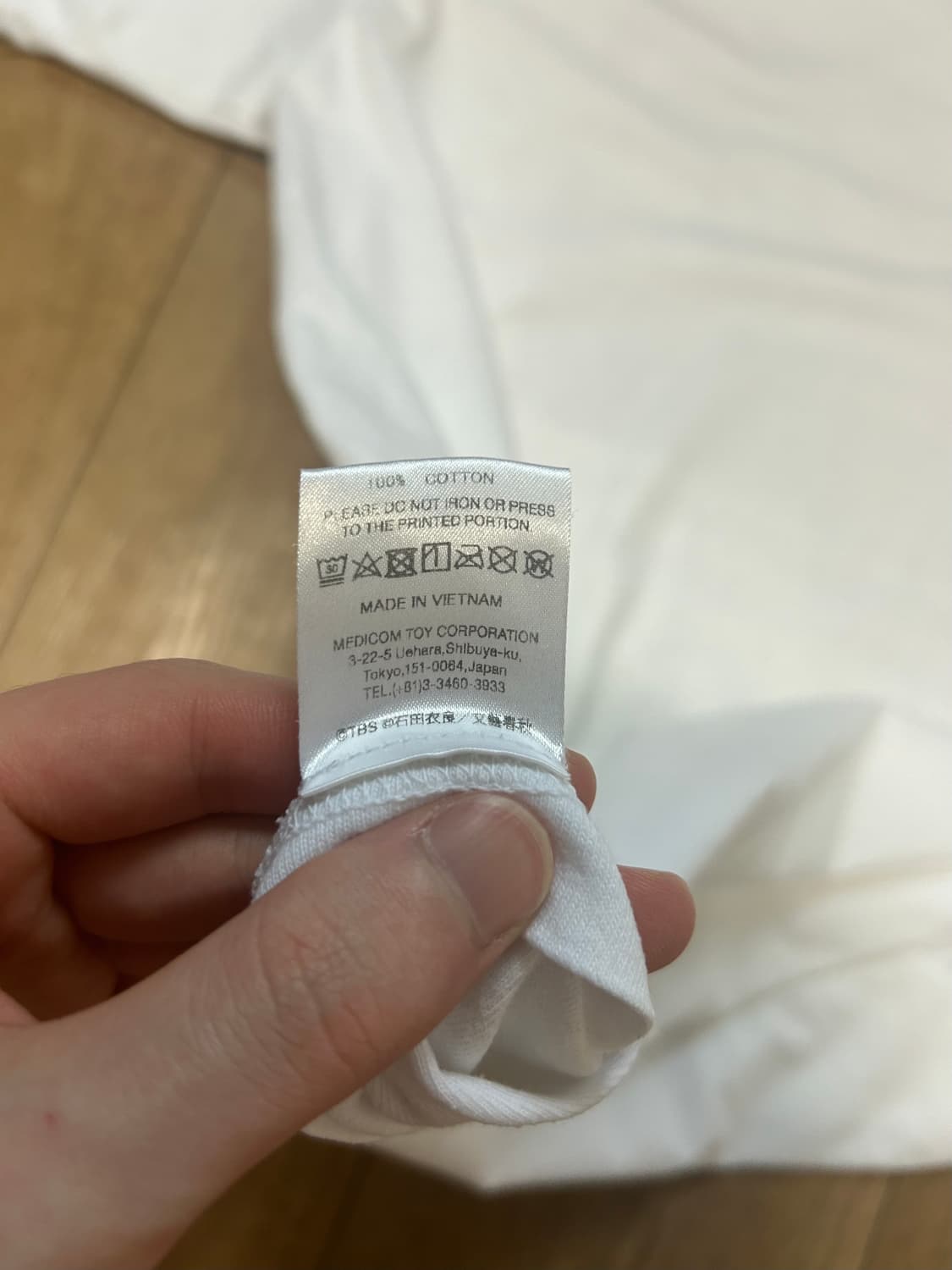 메디콤토이 IWGP 킹 (쿠보즈카 요스케) 반팔 티셔츠 상품이미지4