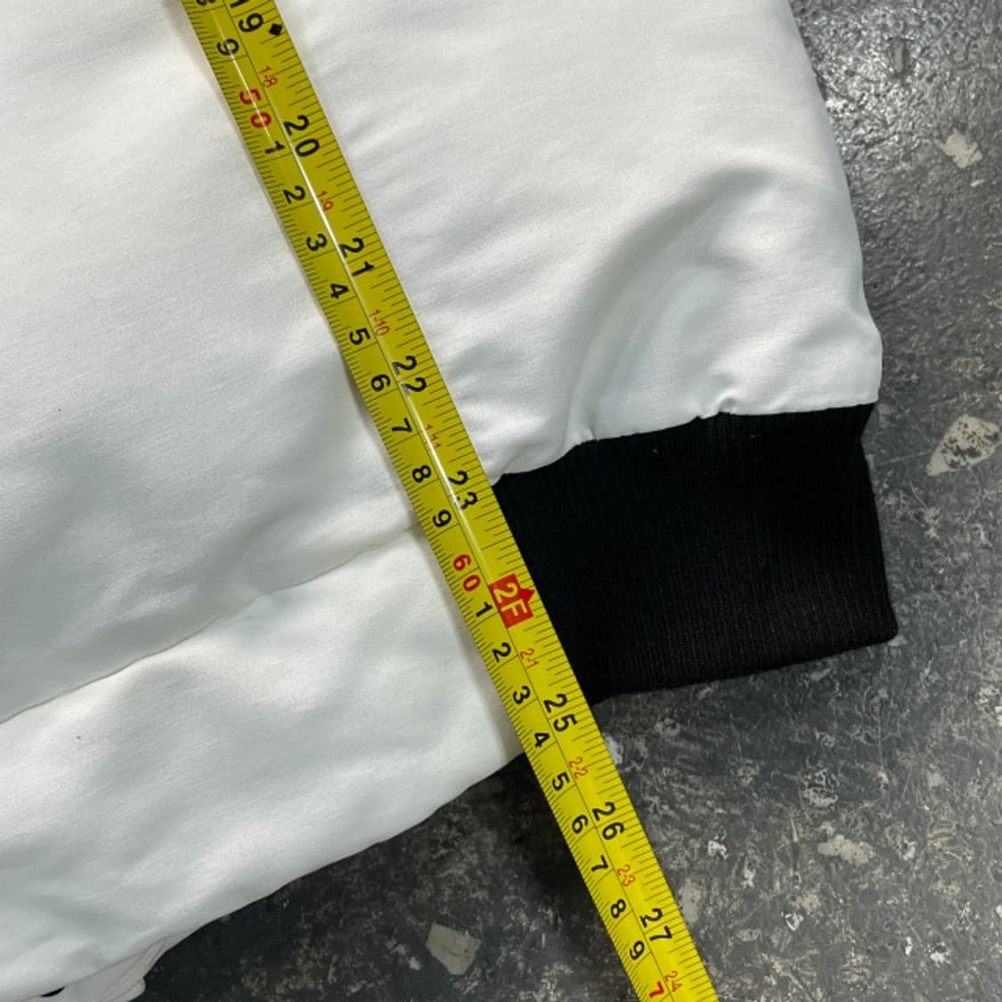 100 아이더 숏 패딩  상품이미지7