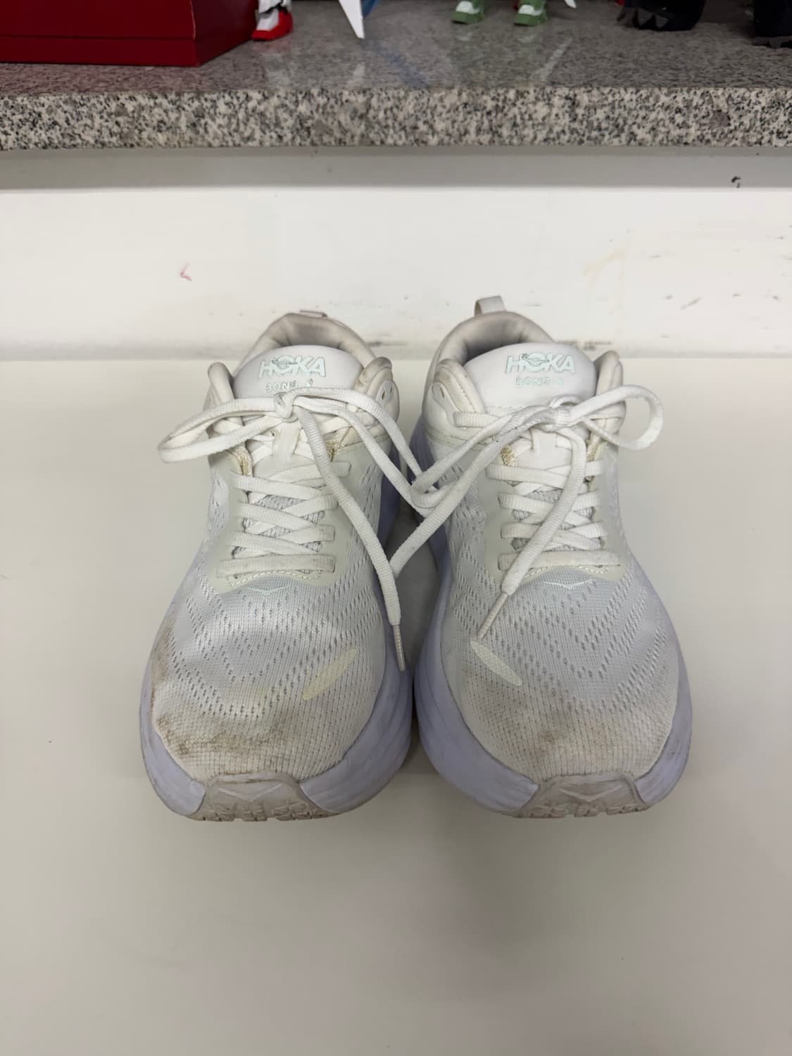 정품) 호카 본디8 화이트 운동화 240 상품이미지1