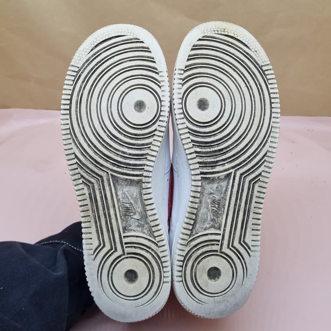 나이키 에어포스1 로우 운동화 240 상품이미지3