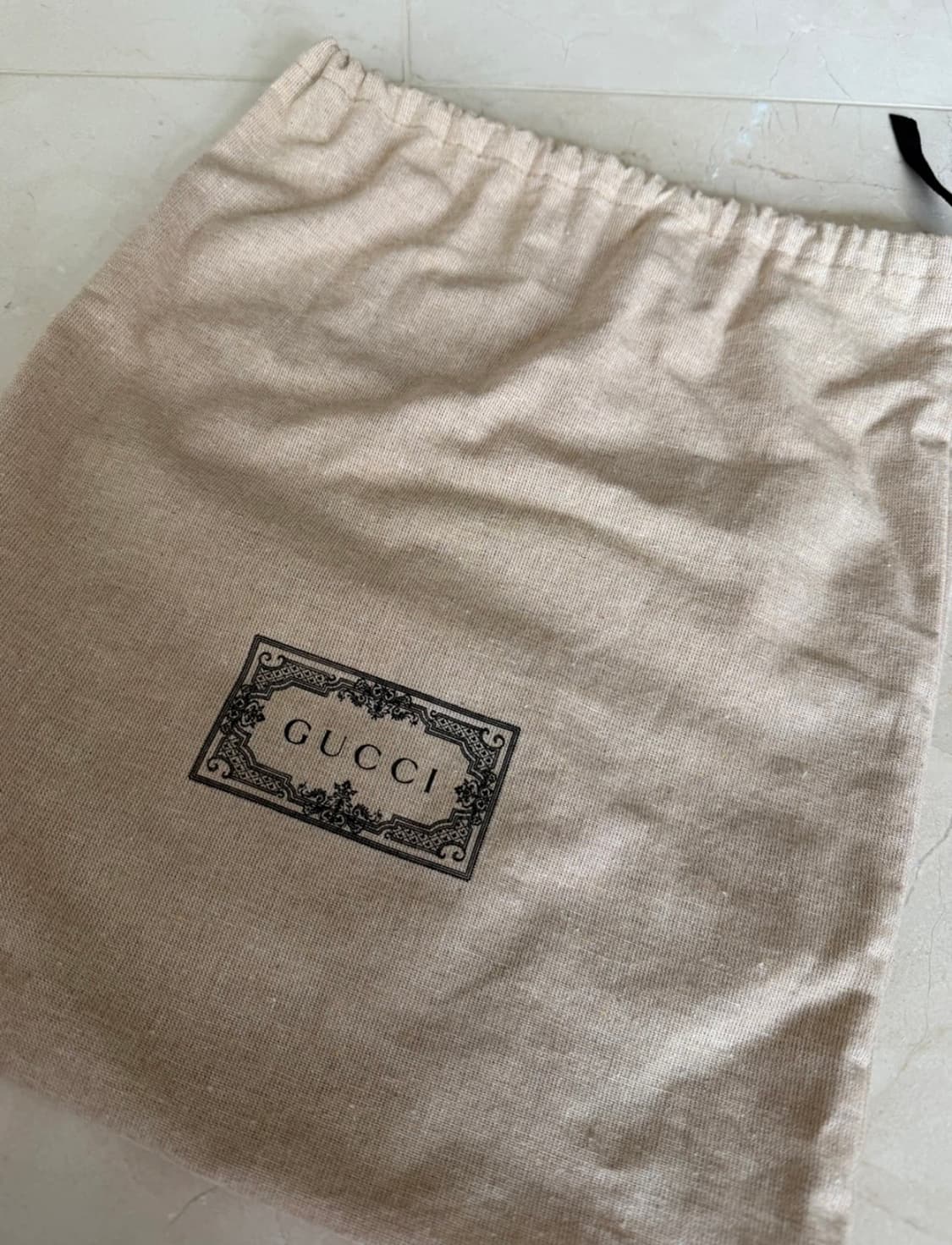 구찌 GG 패턴 볼캡 블랙 새상품 풀구성 상품이미지3