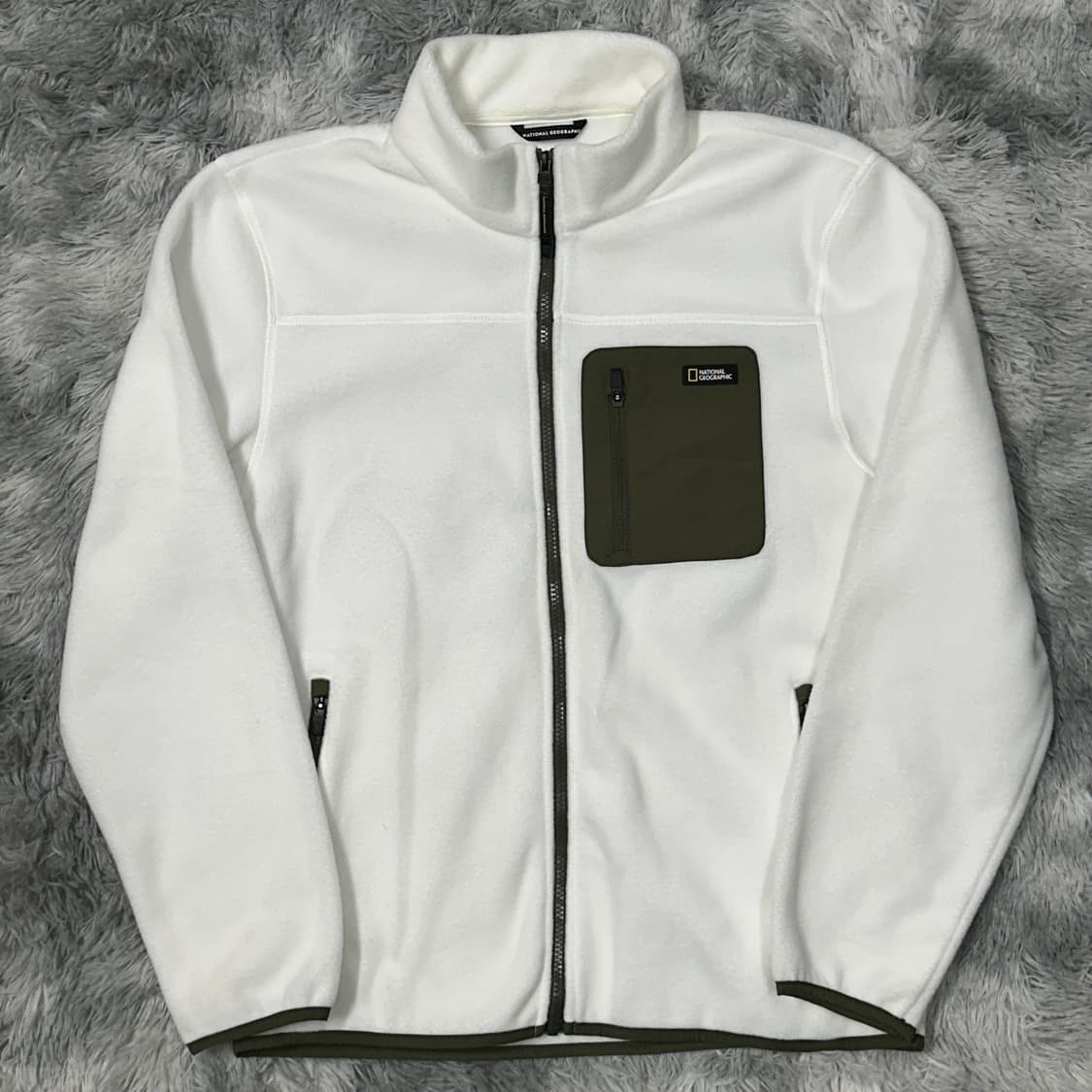 내셔널지오그래픽 흰색 플리스자켓 XL 상품이미지1