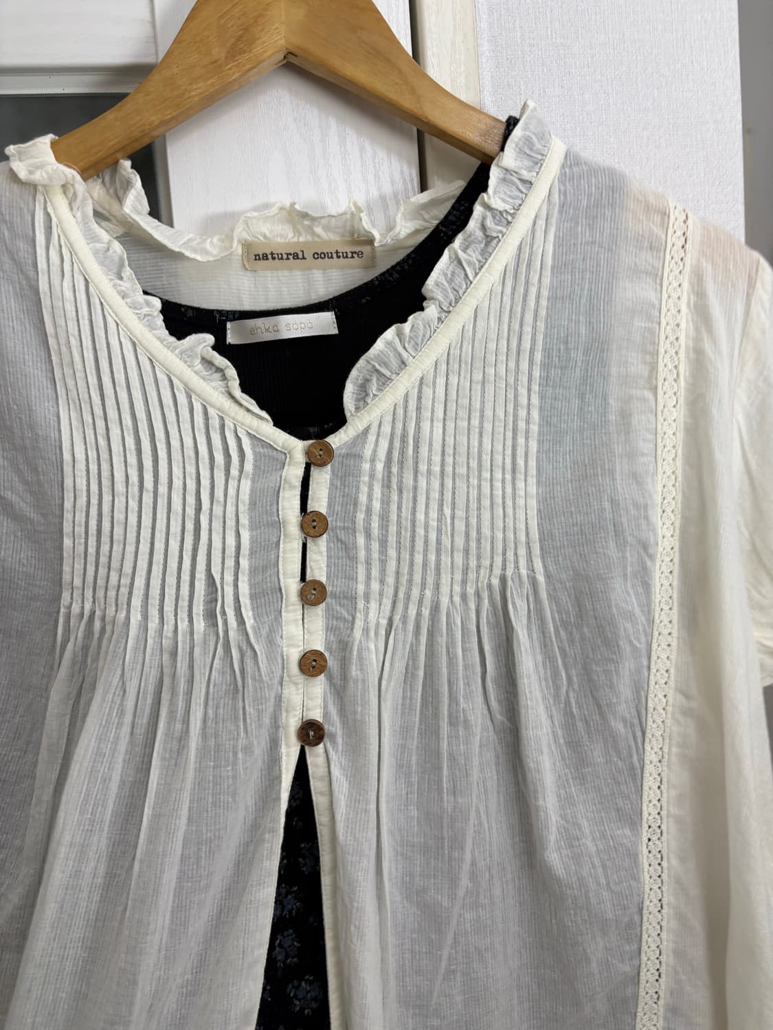 아이보리 잔 스트라이프 블라우스 상품이미지2