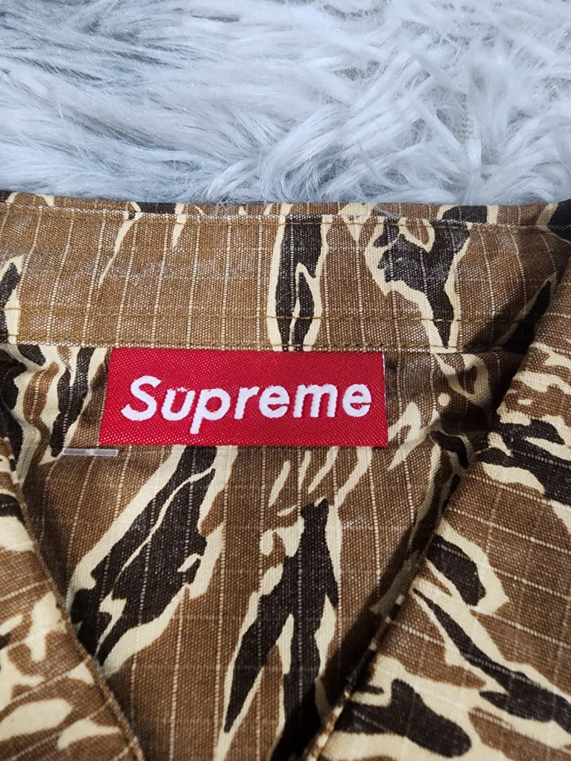 슈프림 타이거 카모 반팔 셔츠 상품이미지3