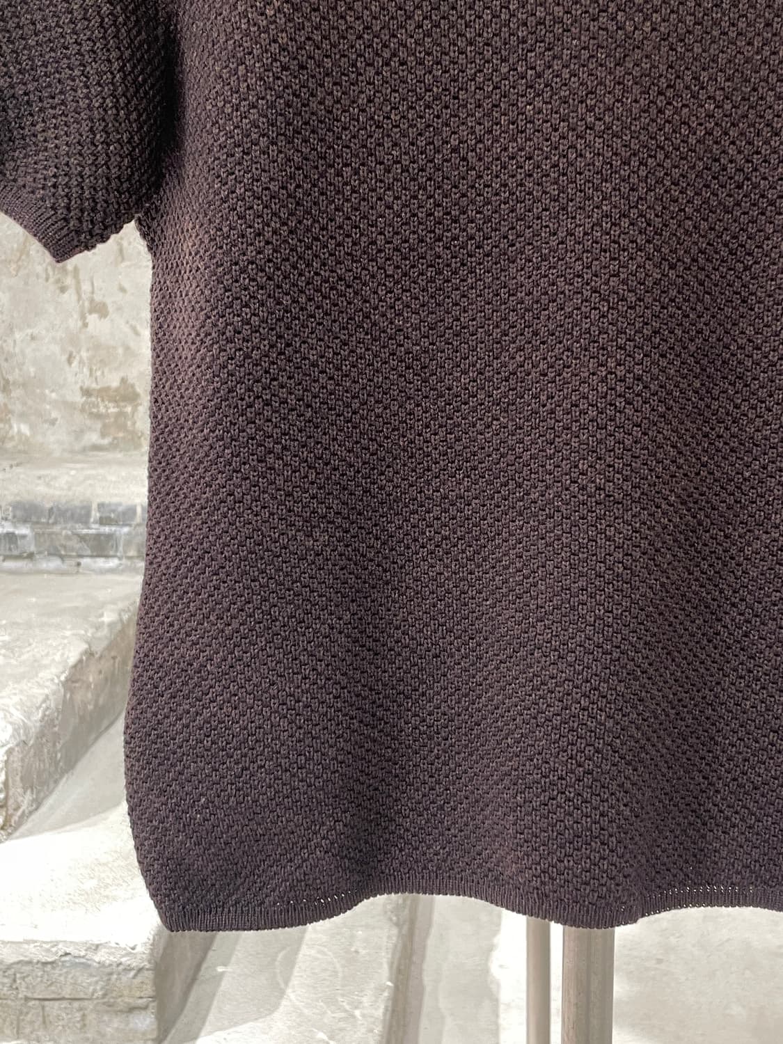 발렌티노 미스 V 다크 브라운 폴라 하프 니트 상품이미지4