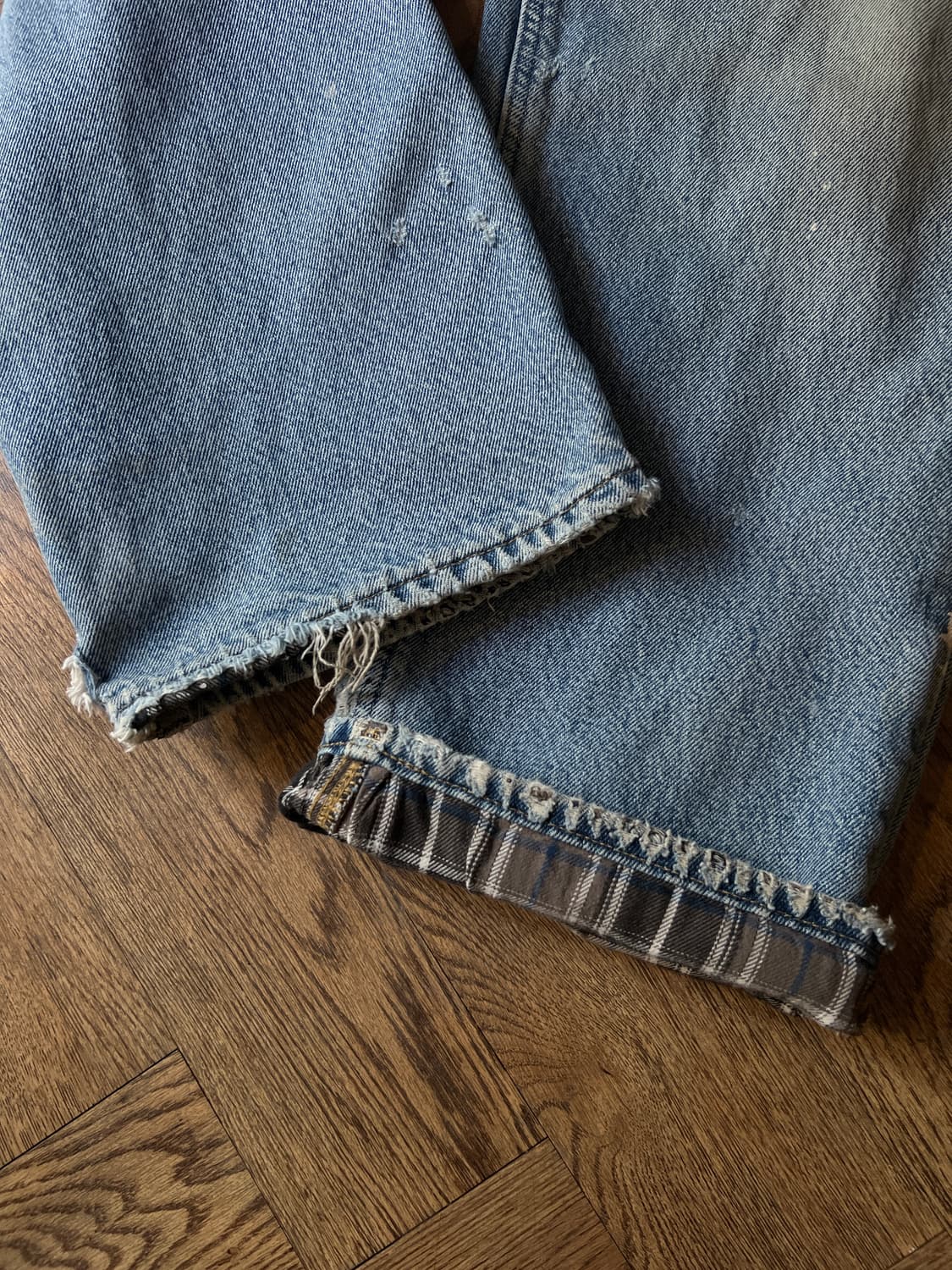 [34]칼하트 USA 체크 라이닝 디스트로이드 워크 데님 팬츠 상품이미지6