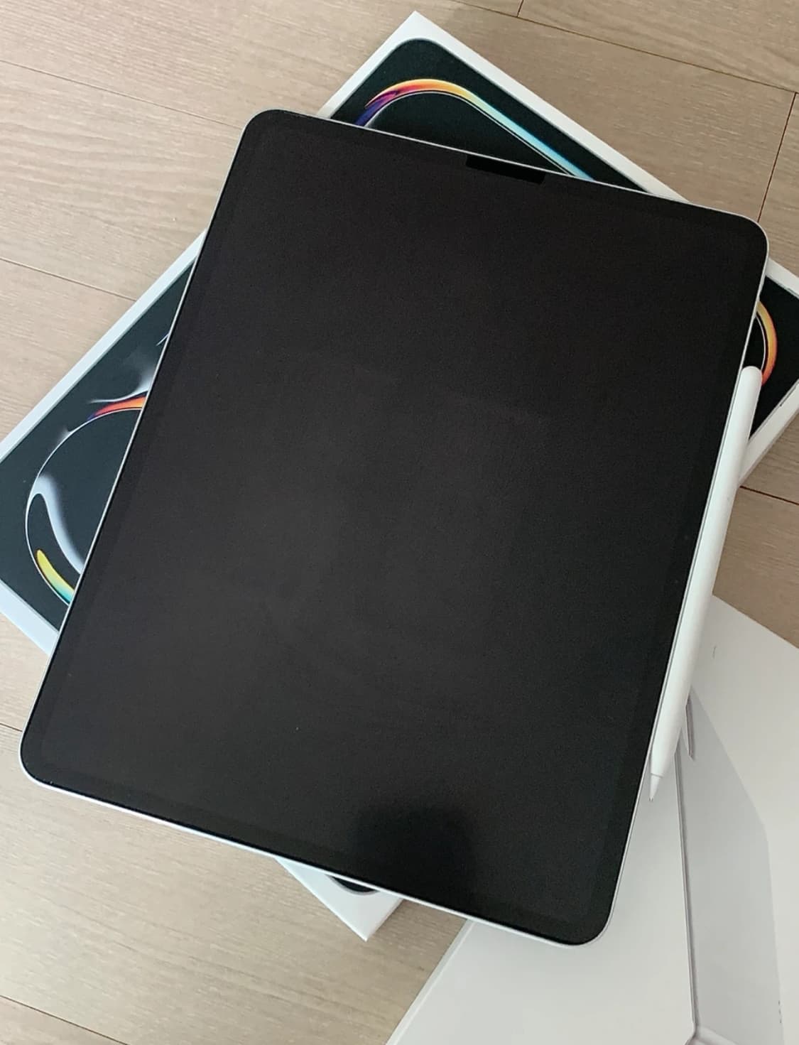 아이패드 프로 13 M4 512GB + 펜슬 Pro + 매직키보드 풀박 상품이미지4