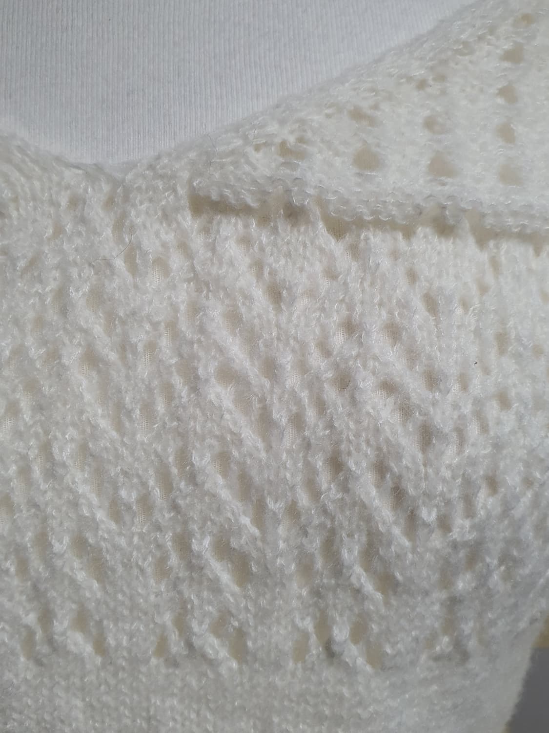 [빈티지] 아이보리 펀칭 니트 긴팔 상품이미지3