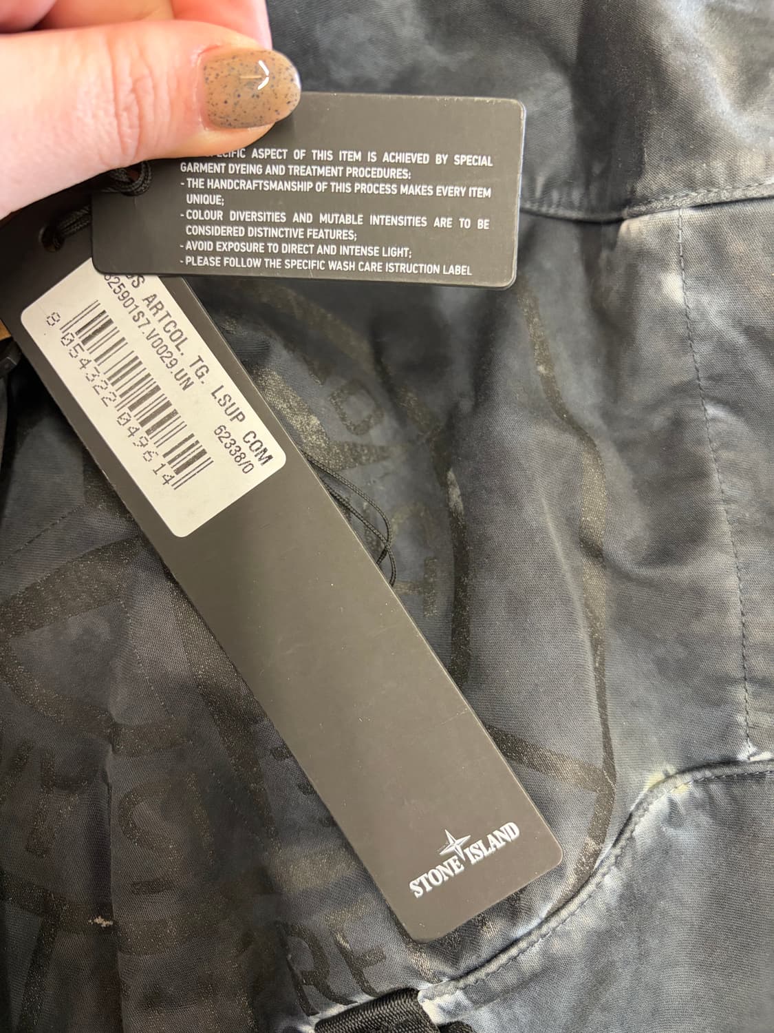 슈프림x스톤아일랜드 페인티드 카모 나일론 숄더백 슬링백 상품이미지8