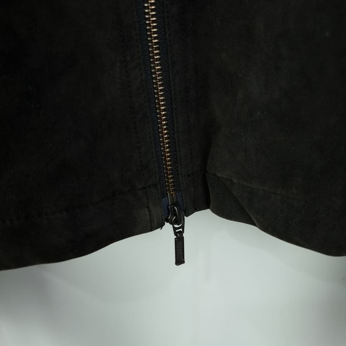 [쿠어] 비건 스웨이드 미니멀 오버핏 블루종 자켓 블랙 M19525 상품이미지6