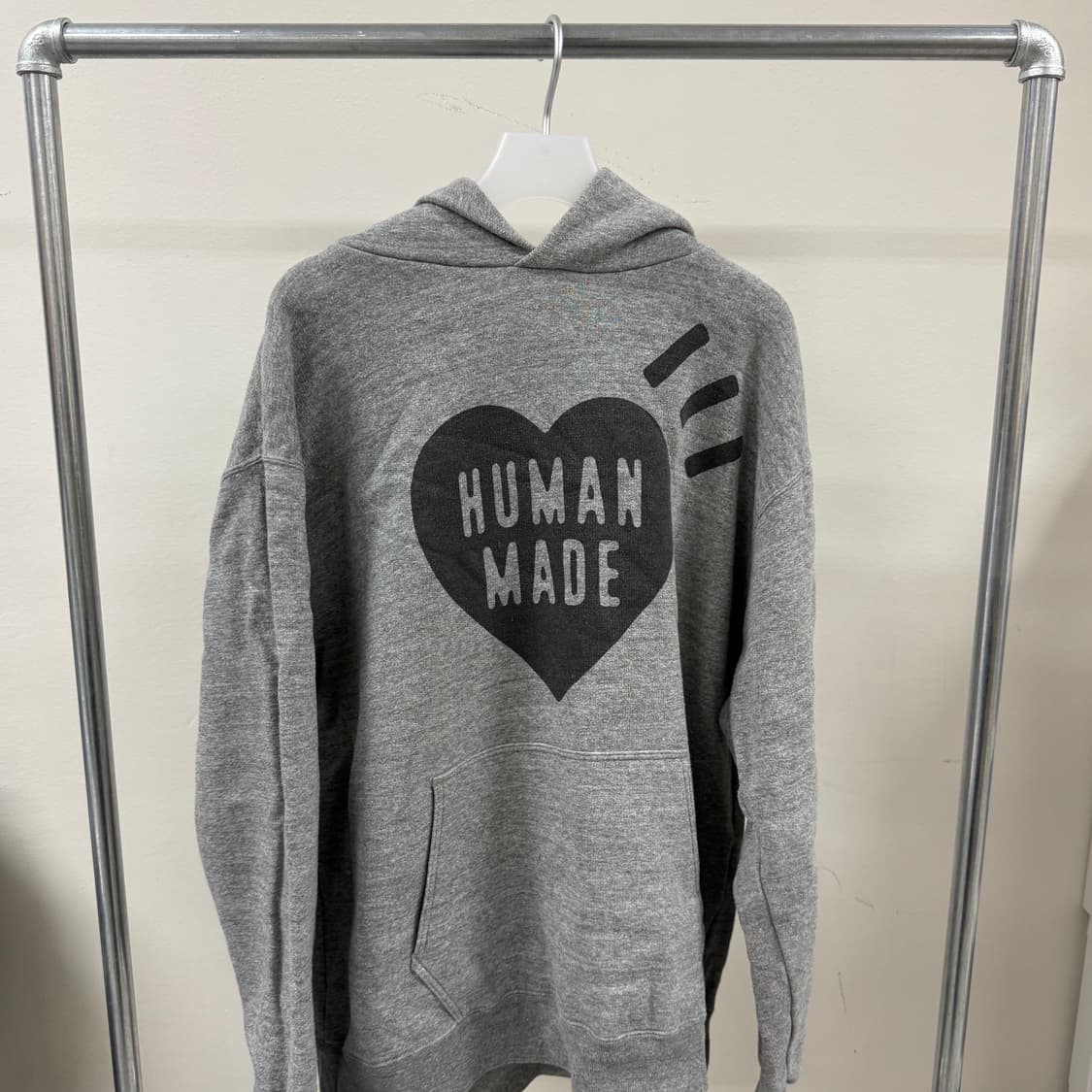 휴먼메이드 시그니처 로고 후드티 그레이 상품이미지1