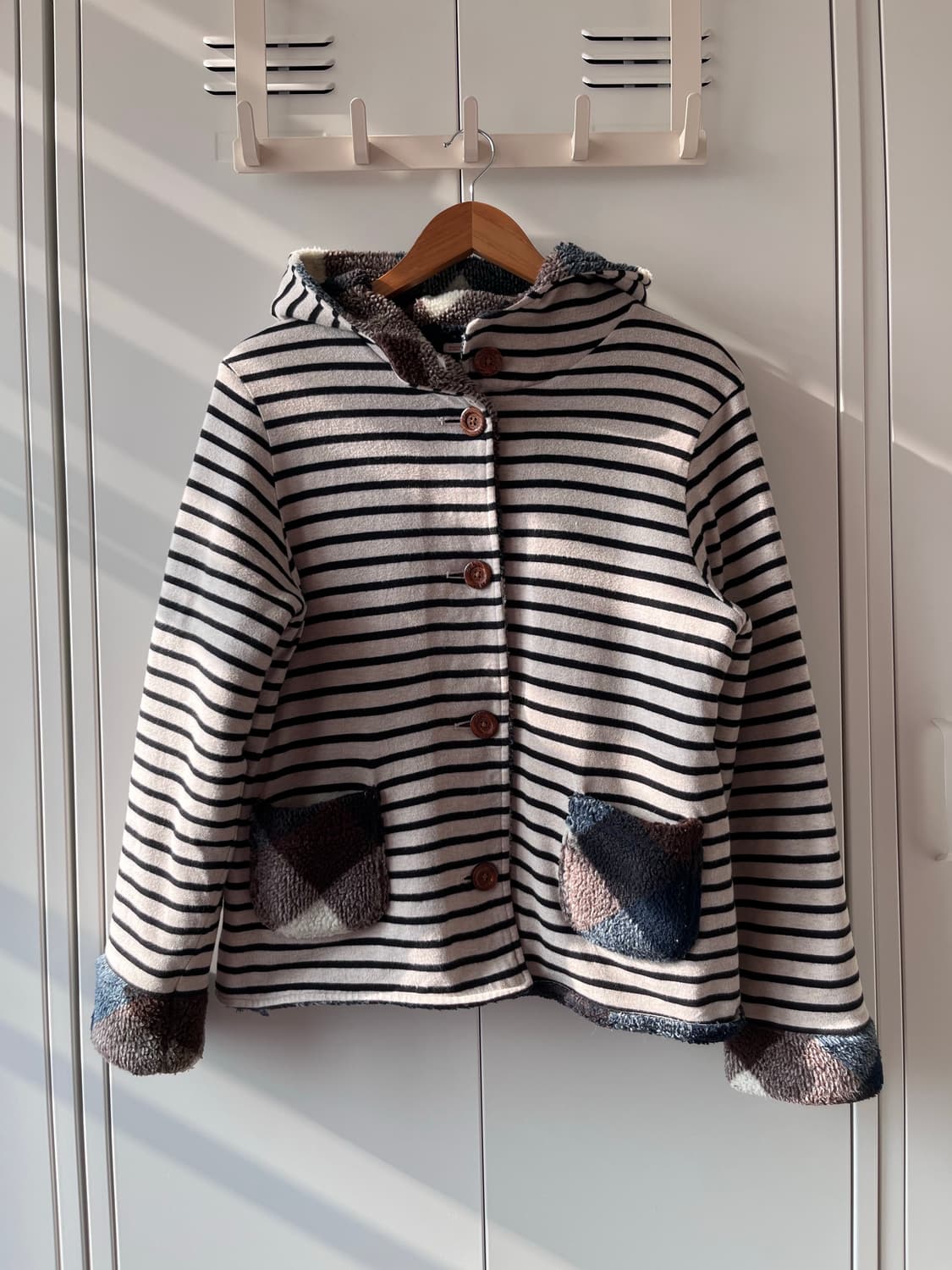 Final Decision 스트라이프 양털 후드 집업 점퍼  상품이미지2