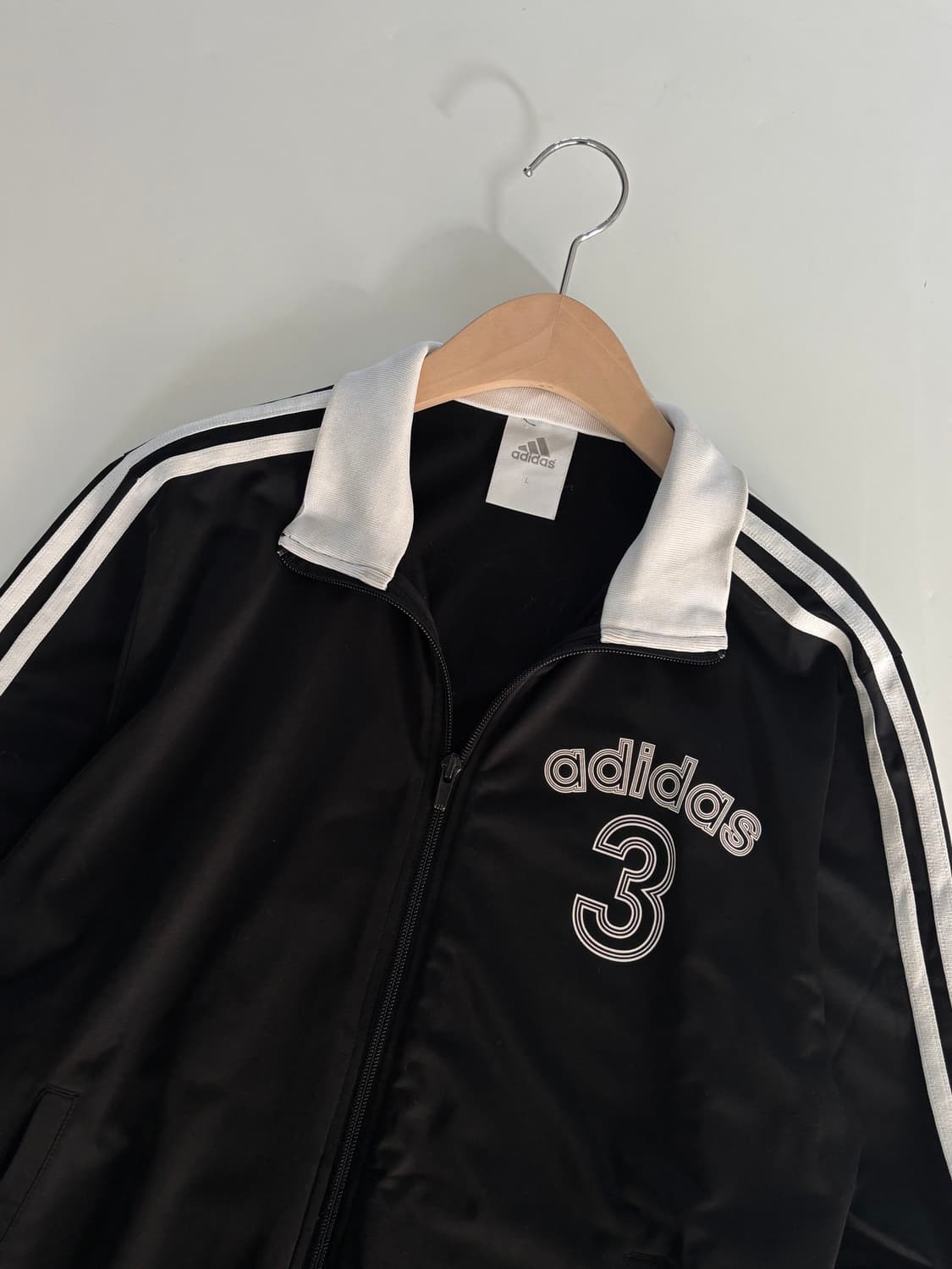 Adidas 아디다스 올드 블랙-화이트 스트라이프 트랙 탑 상품이미지2