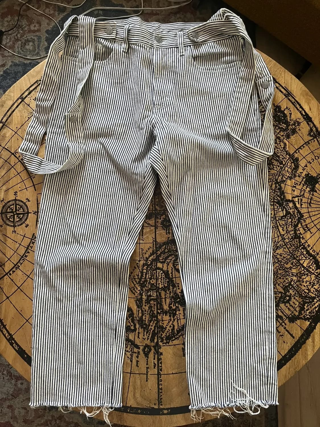 킴 존스 X GU 히코리팬츠 L 새상품 상품이미지1