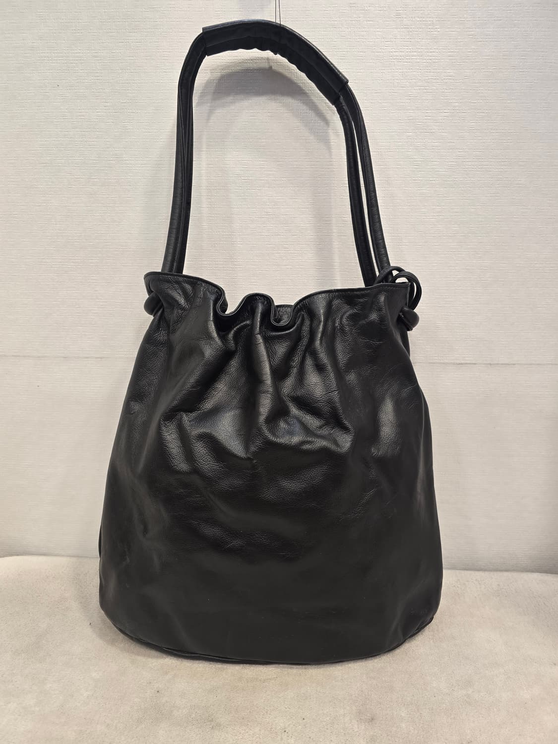 아우로 Ouro 블랙 셔링 복조리백 숄더백 상품이미지1