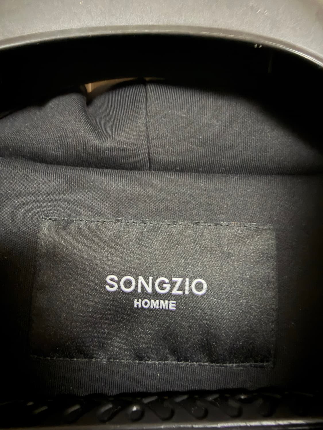 송지오옴므 셔링 후드 패디드 집업 점퍼 상품이미지6