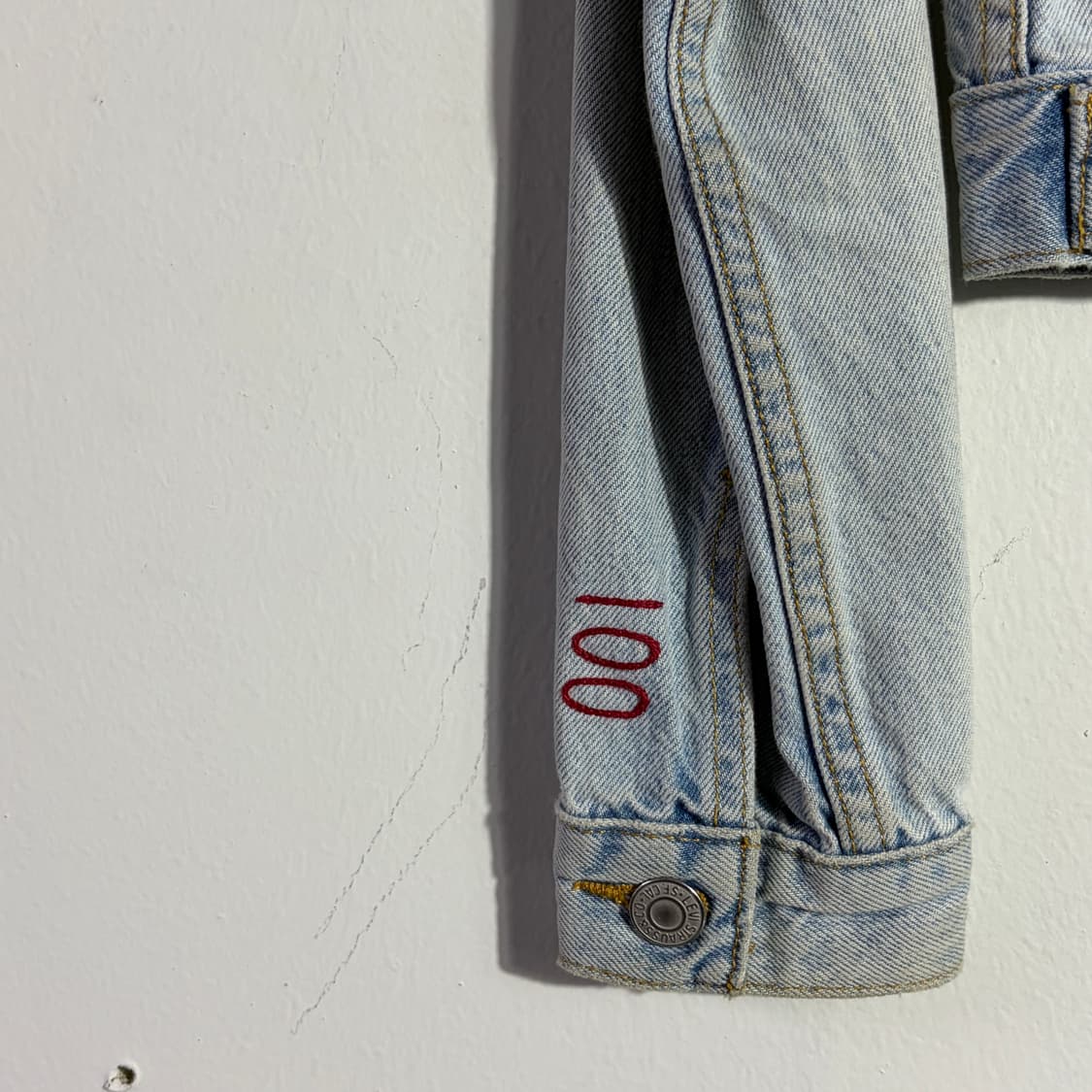 리바이스 보그 패치 크롭 데님 자켓 상품이미지5