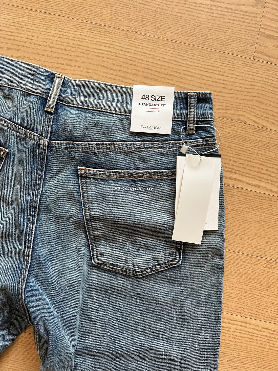 페이탈리즘 스탠다드핏 데님 48사이즈 미착용 새제품 상품이미지3
