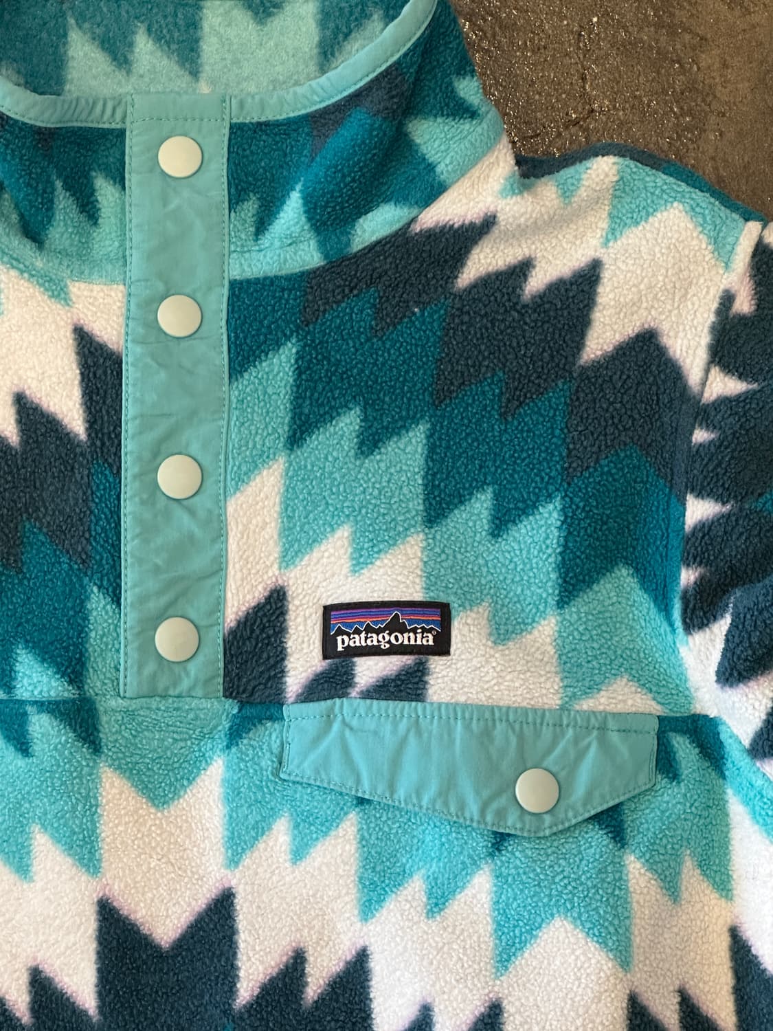 파타고니아 신칠라 플리스 스냅티 kids 7~8세 상품이미지3