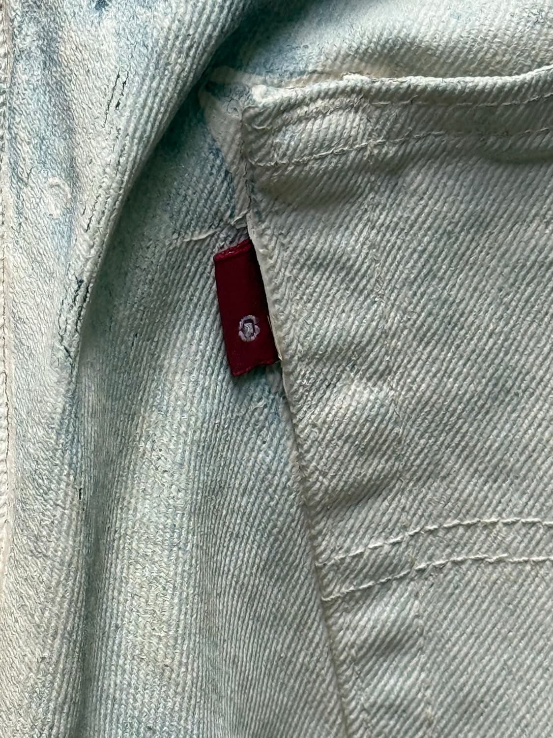 Levi's 501 Reworked Hard Coated Jean 34 상품이미지4