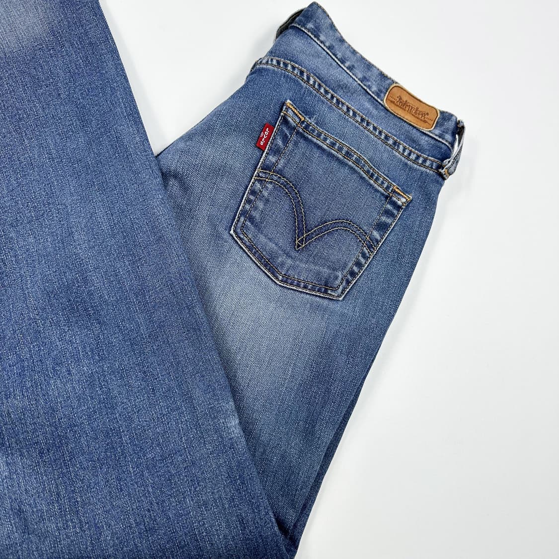 리바이스 로우라이즈 부츠컷 데님 팬츠 (26인치 여성추천) 상품이미지1