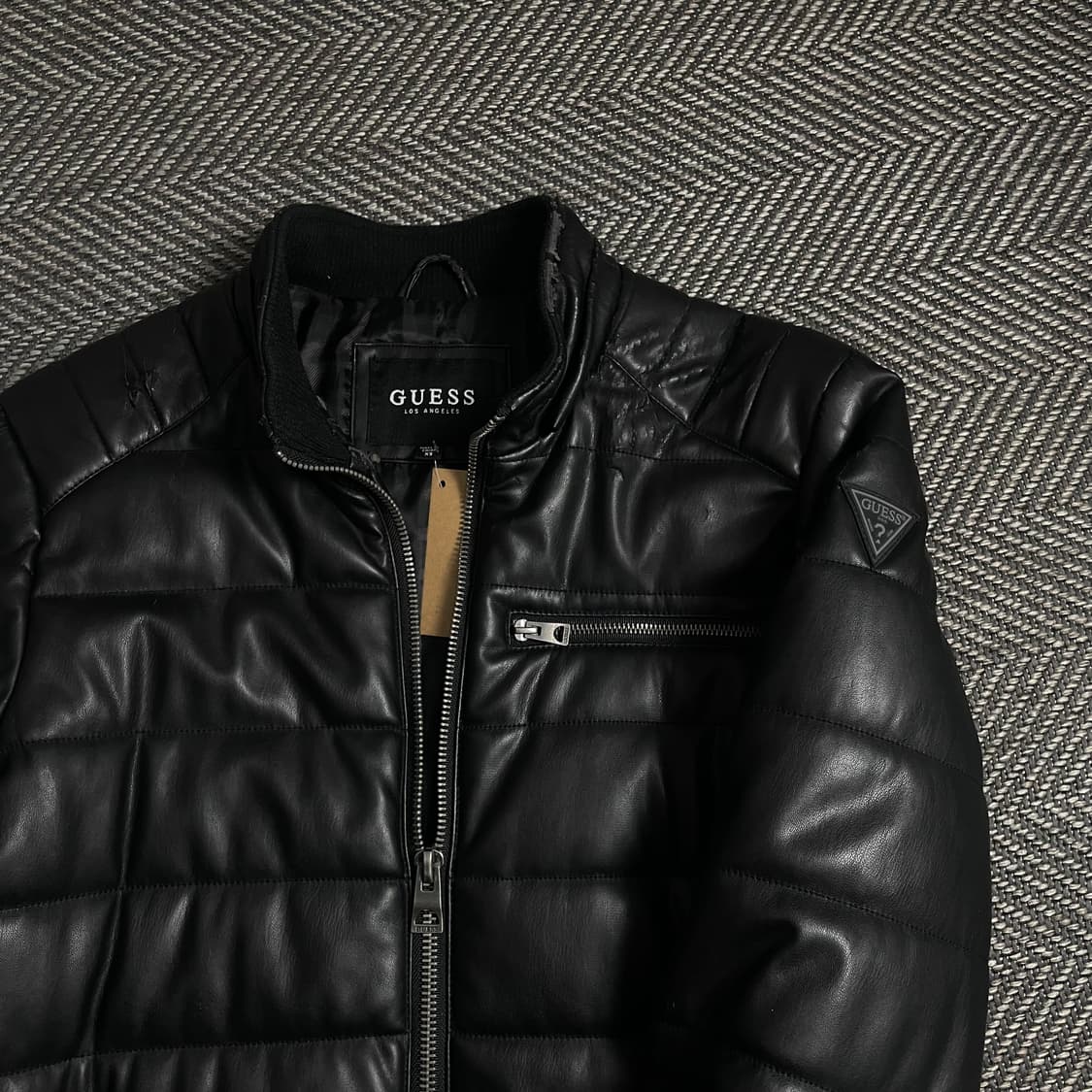 게스 패치 로고 퀄팅 패딩 자켓 블랙o 4825 상품이미지7