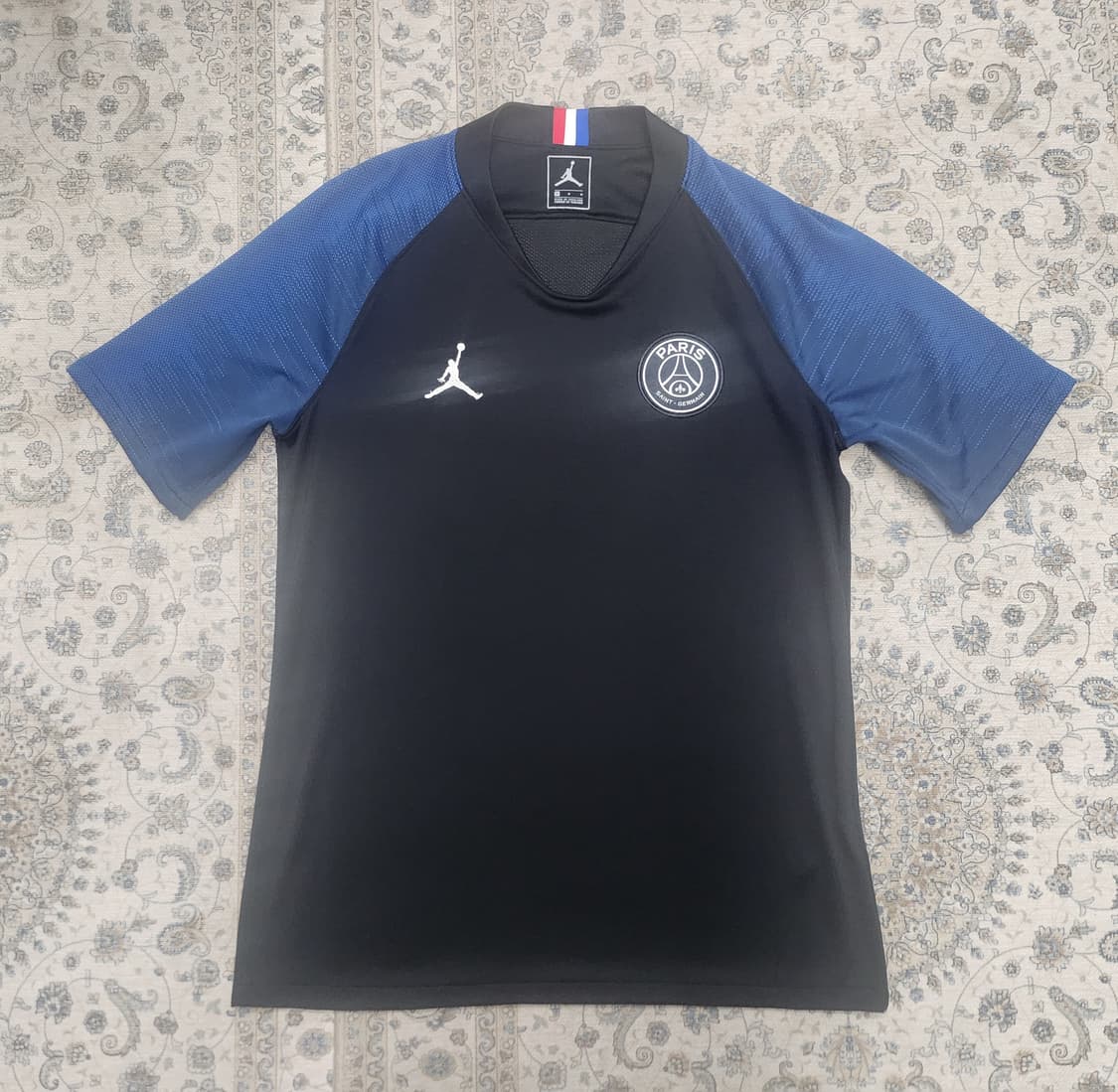 나이키 조던 X 파리생제르망 기능성티 M 상품이미지1