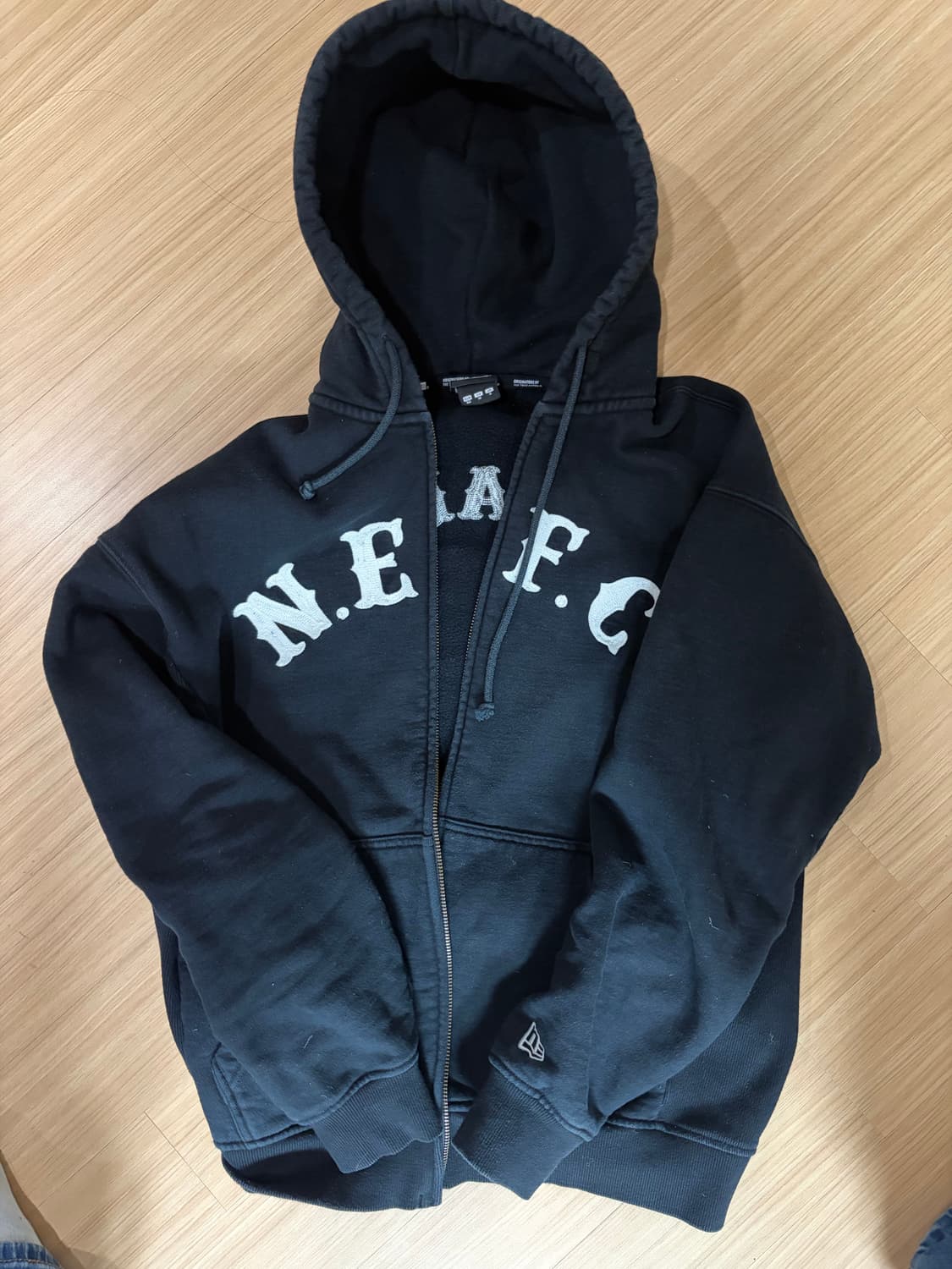 뉴에라 후드집업 상품이미지1