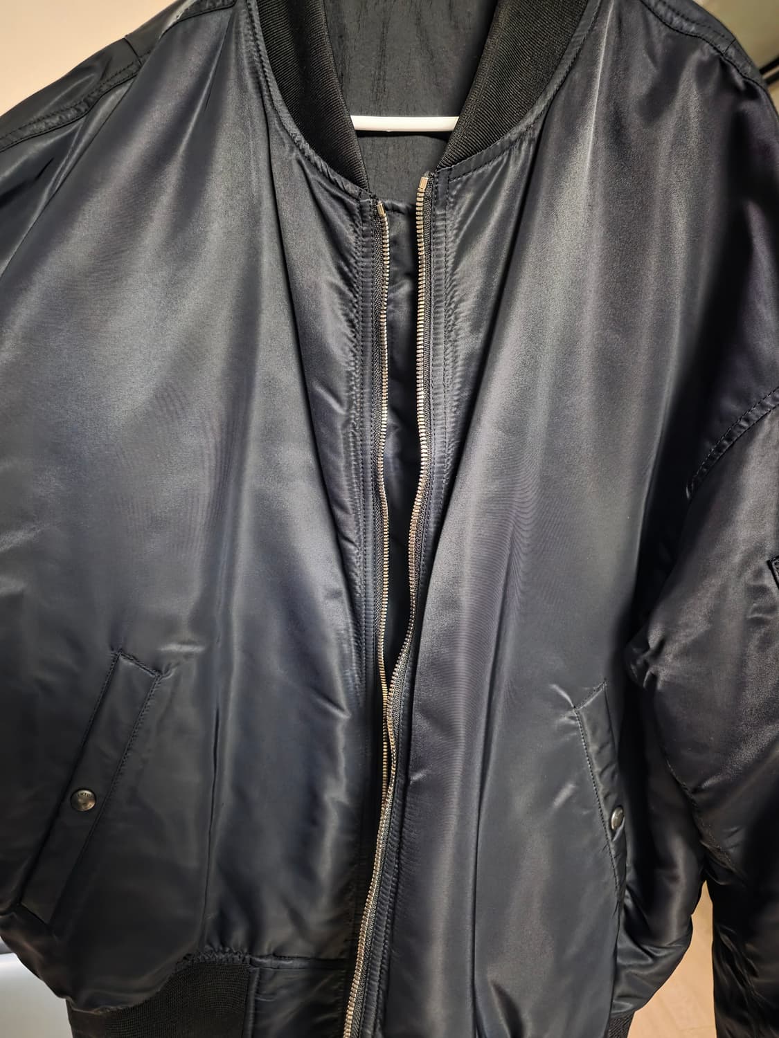 질스튜어트 뉴욕 리버서블 MA-1 항공자켓 상품이미지4