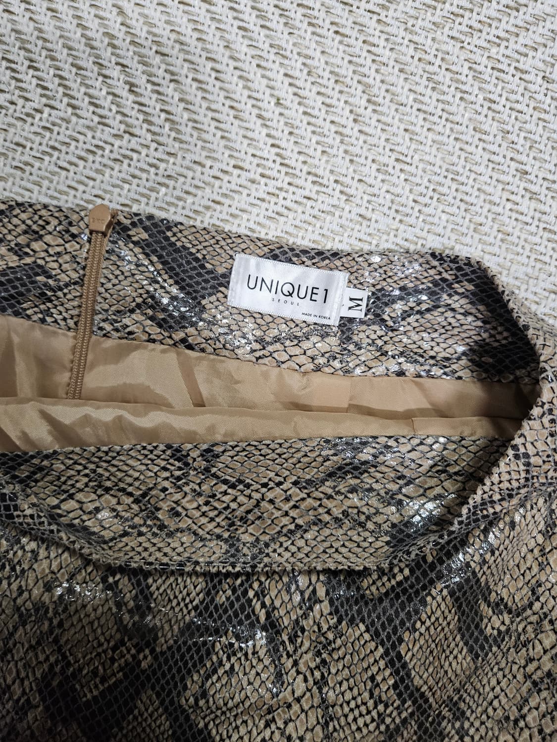 에나멜파이톤스커트m 상품이미지3