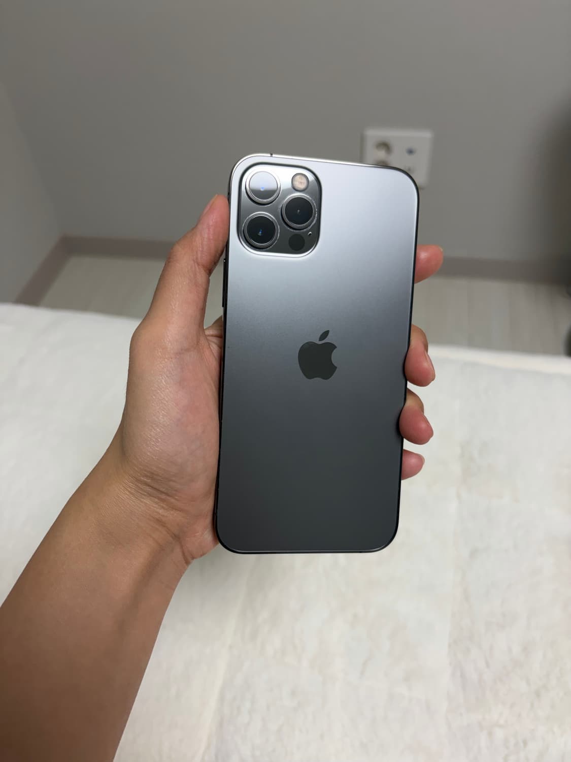 아이폰 12 pro 블랙 128GB 상품이미지3