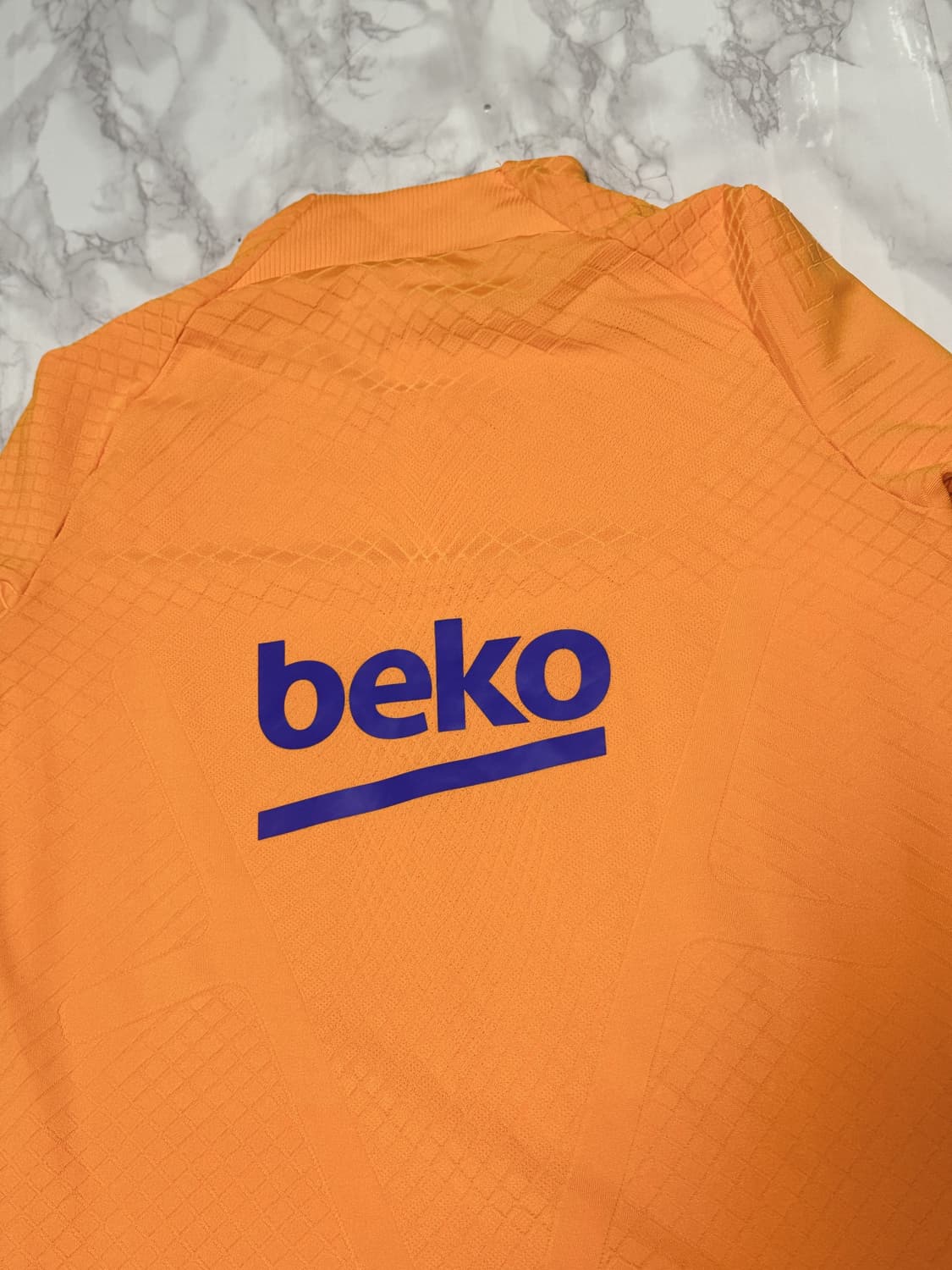 나이키 바르셀로나 21-22 바르셀로나 트레이닝 자켓
 상품이미지4