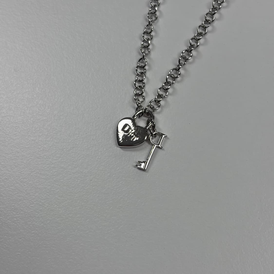 디올 하트 태그키 목걸이 상품이미지3